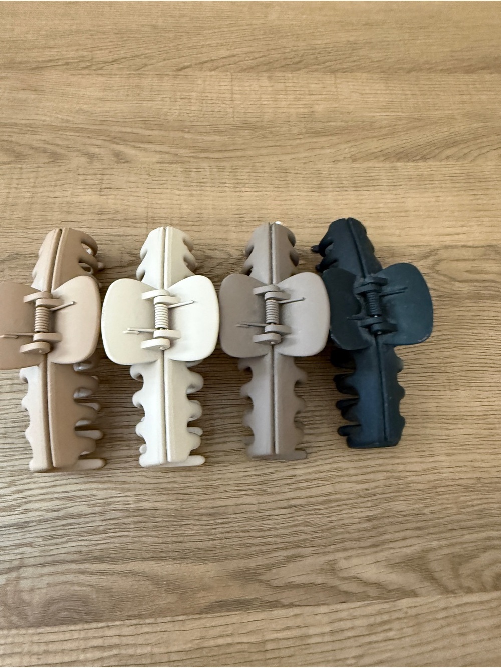 Neutral Toned Hair Claw Clip Set - 5 Pack